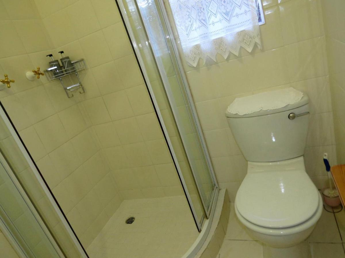 Camelia Guest House Bloemfontein Exterior photo