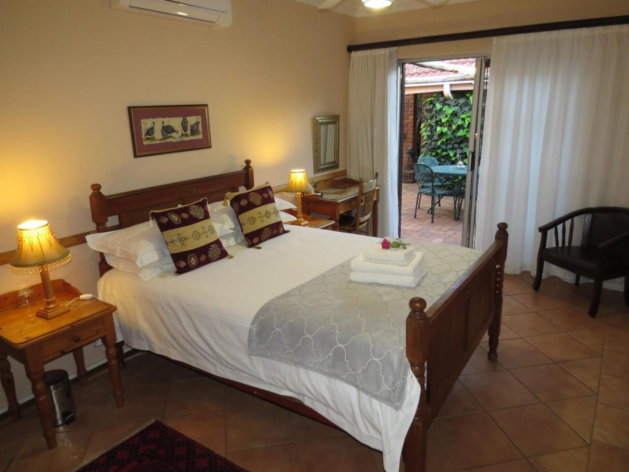 Camelia Guest House Bloemfontein Exterior photo